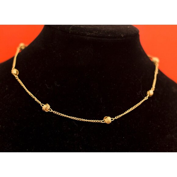 Vintage Gold Tone Knot Necklace by Avon 17.5 Inches - F3 - Picture 1 of 3
